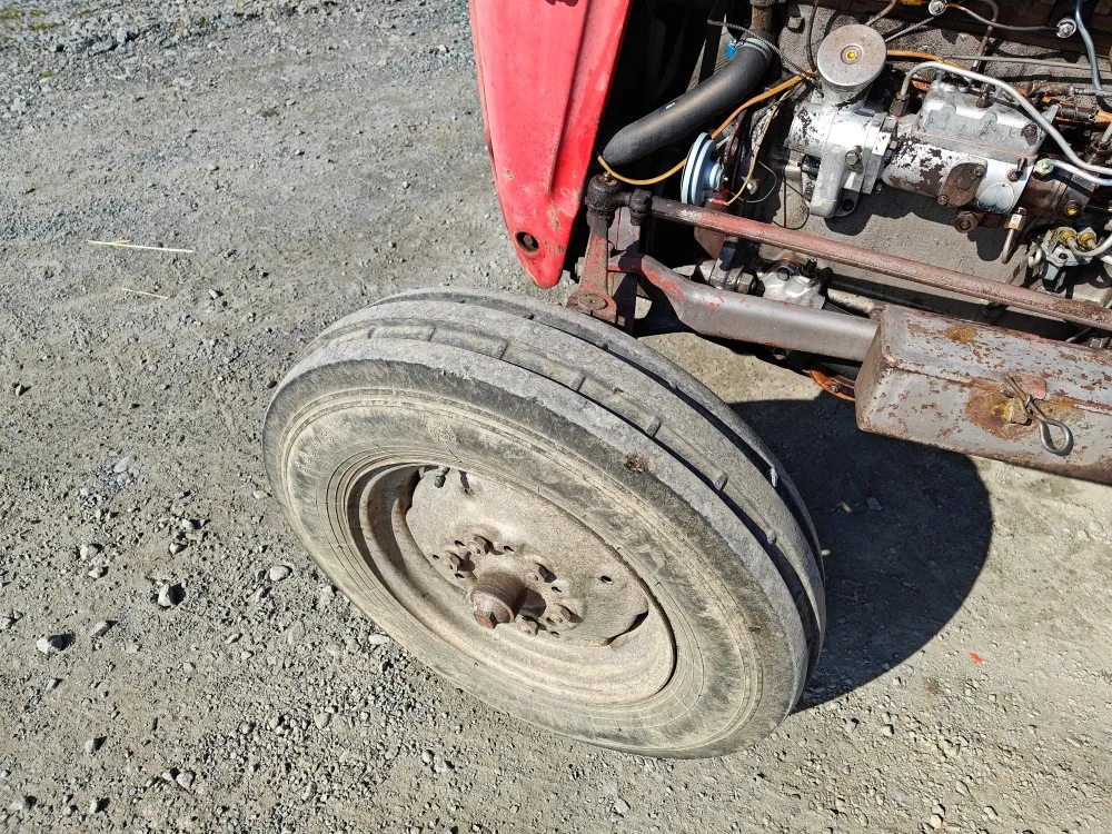 Massey Ferguson 35 traktori / Alkuperäiskuntoinen, katso video!