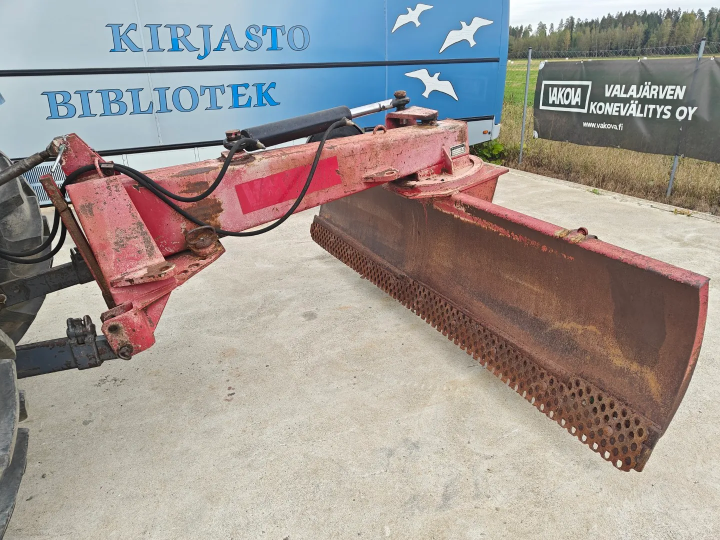 VM 300 JH perälevy / takalana / Tukipyörät, katso video!
