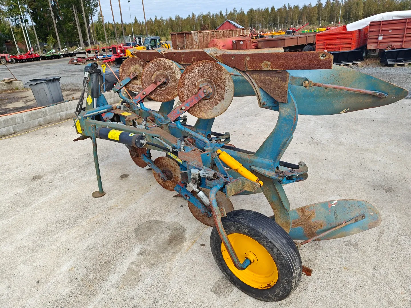 Överum CV398H 3-siipinen paluuaura / Asiallinen kääntöaura - Katso video!