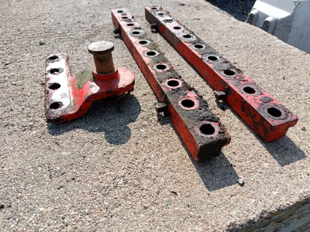 Kverneland E8 paluuauran / Kääntöpään liukupalat