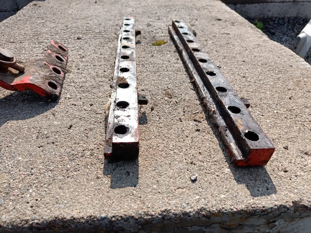 Kverneland E8 paluuauran / Kääntöpään liukupalat