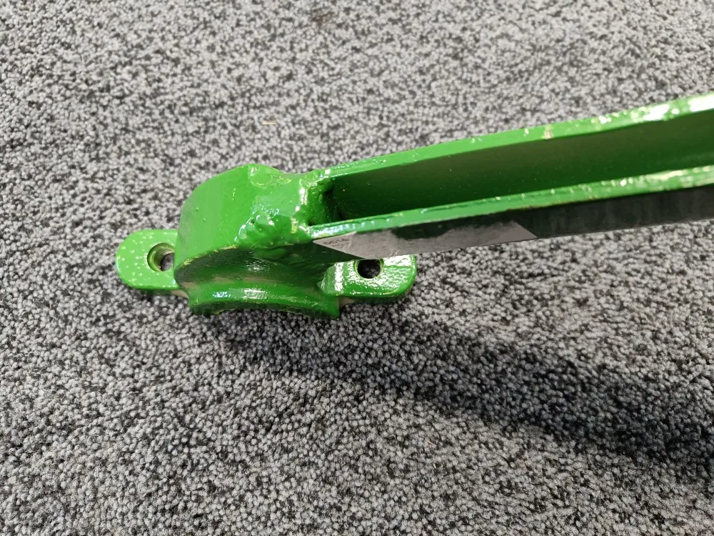 John Deere paalainmalleihin sopiva neula /