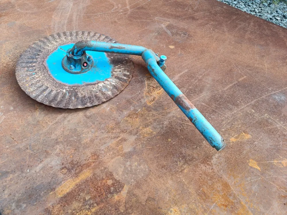 Kiekkoleikkuri täydellinen / Fiskars KHN sarka-aurasta