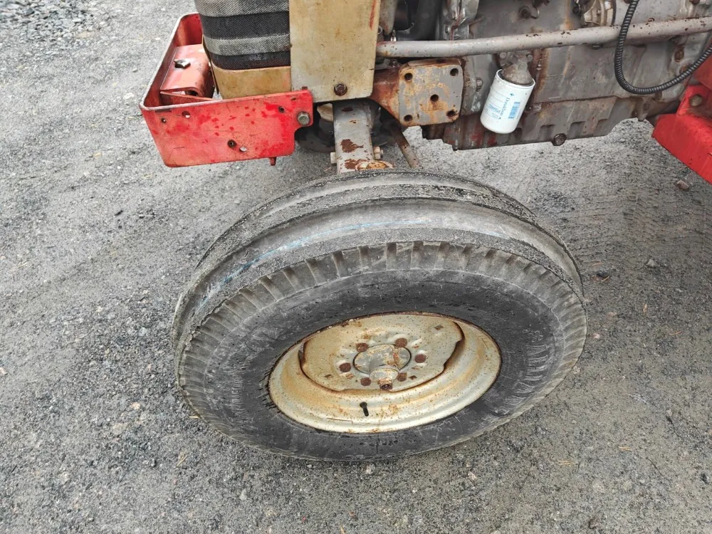 Massey Ferguson 165S, lisähydrauliikalla / Katso video!