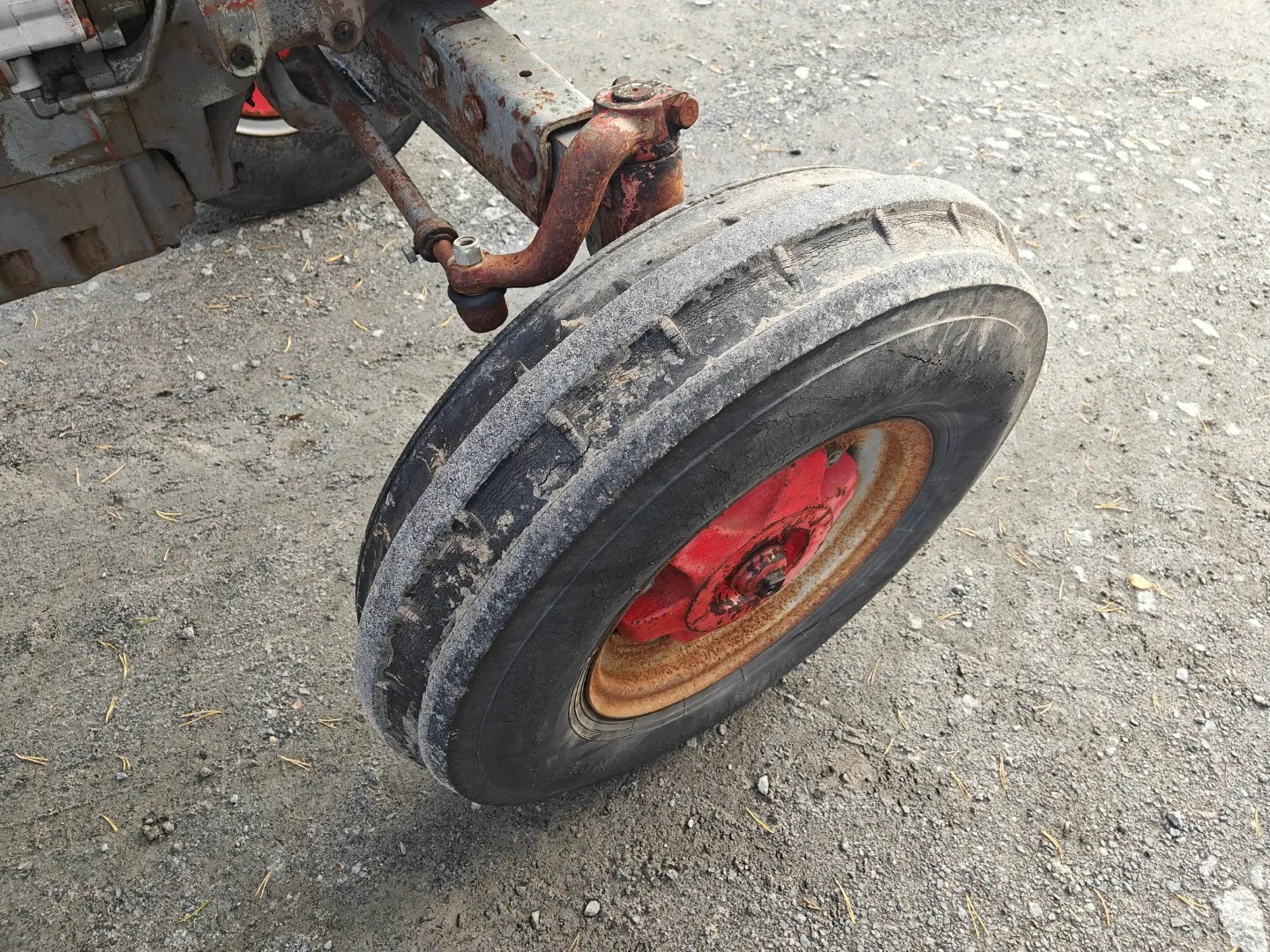 Massey Ferguson 175 Multi Power / Avomalli, katso video!