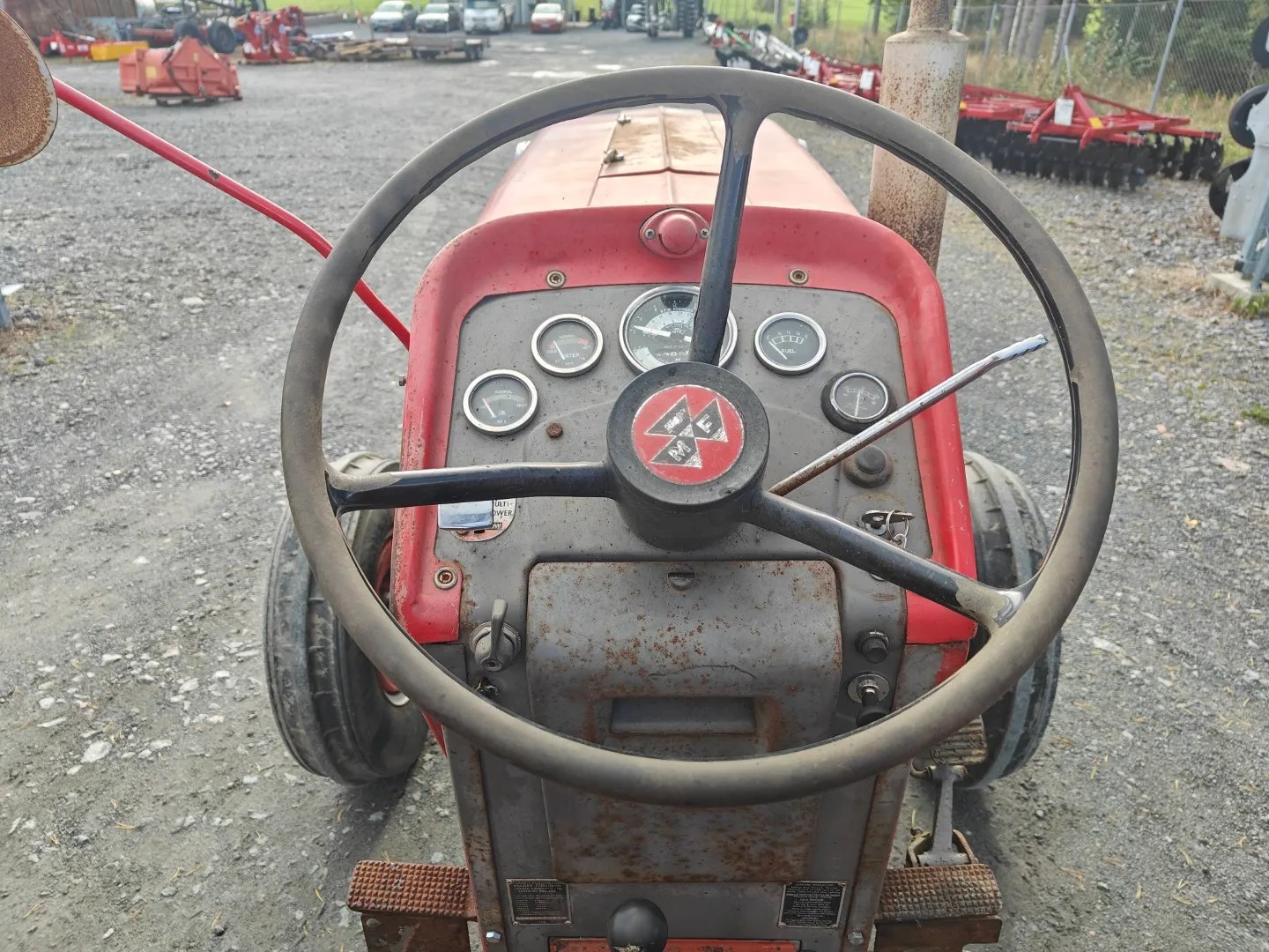 Massey Ferguson 175 Multi Power / Avomalli, katso video!