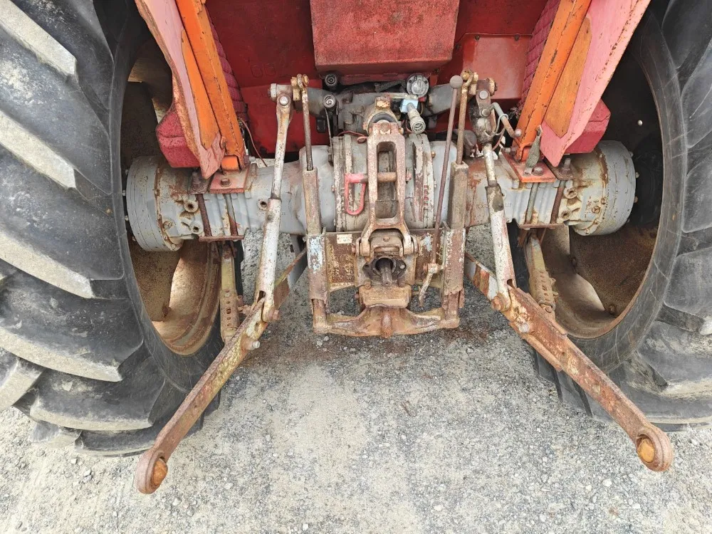 Massey Ferguson 165, 165S ja 175 traktoreita /