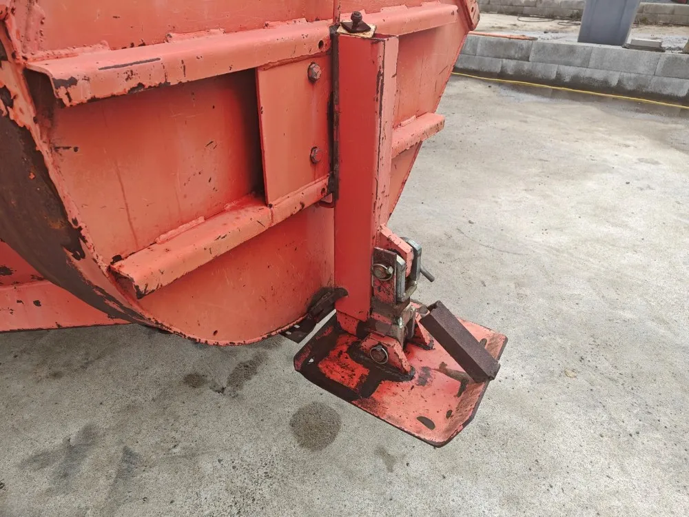 Lumilinko Esko 265cm / Hydrauliluukut ja alennusvaihde, katso video