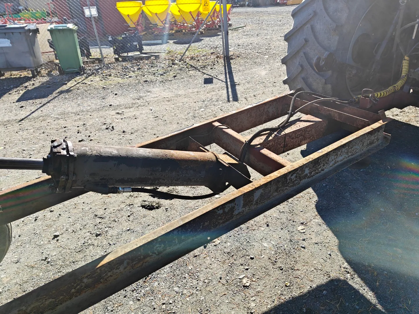 Kippikärry 1-akselinen / Peltilaidat ja -pohja - korjattavaksi