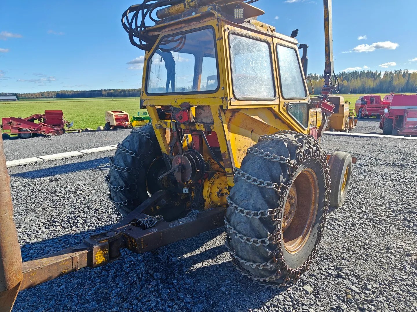 Massey Ferguson 50R Kärppä / Metsätraktoripaketti - Katso video!