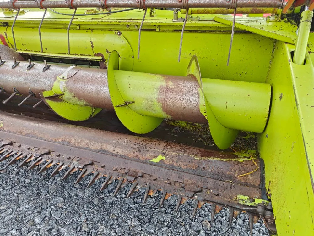 Claas Dominator 58S, 6-sylinterinen / hydraulinen torvi, ruumenlevitin, katso video