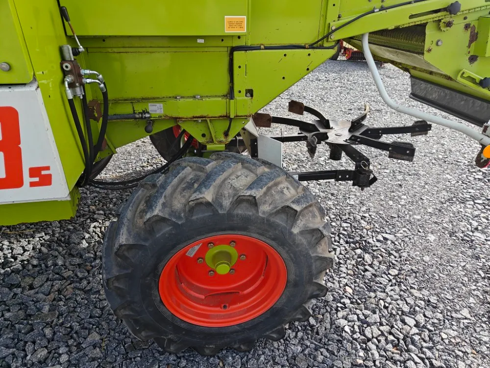 Claas Dominator 58S, 6-sylinterinen / hydraulinen torvi, ruumenlevitin, katso video