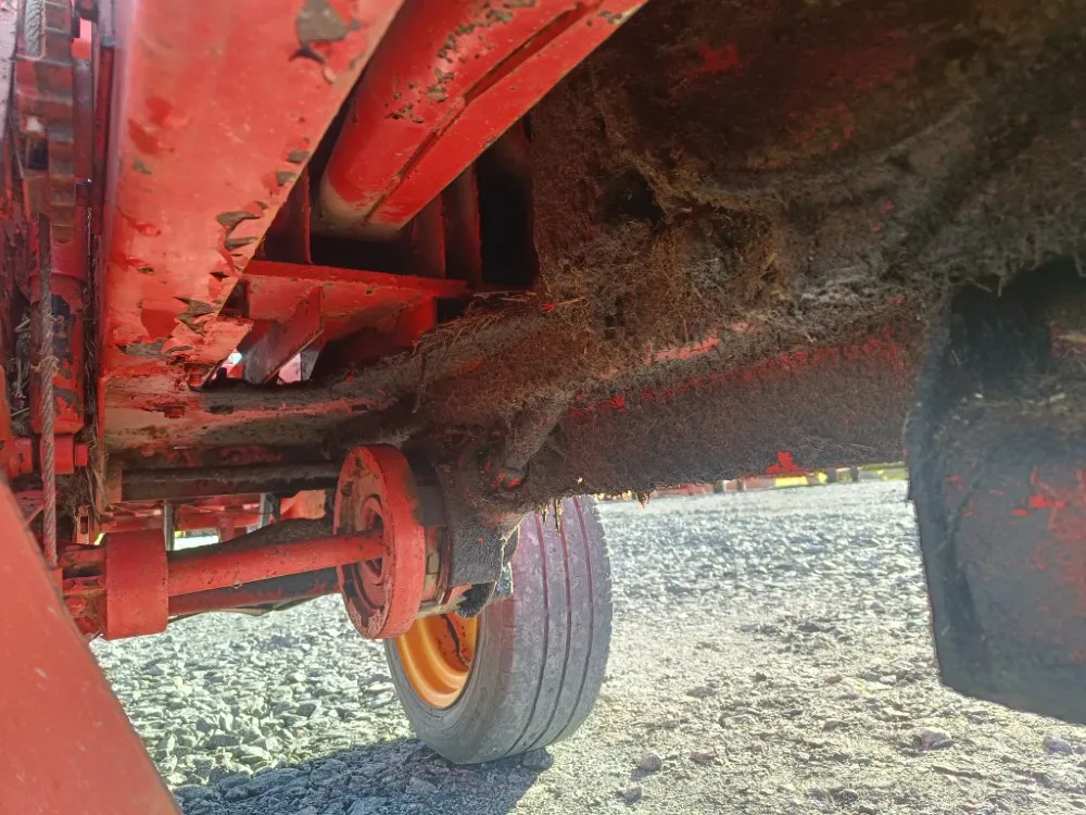 Welger AP42 kovapaalain /