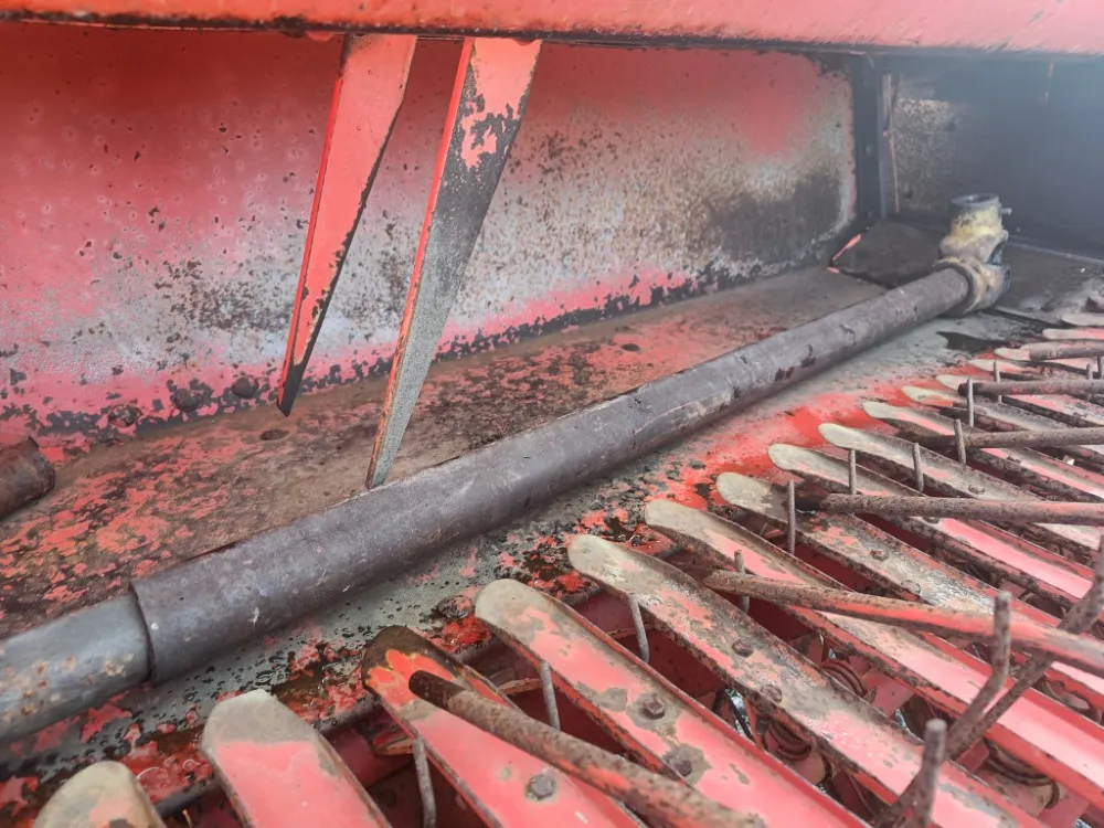 Welger AP42 kovapaalain /