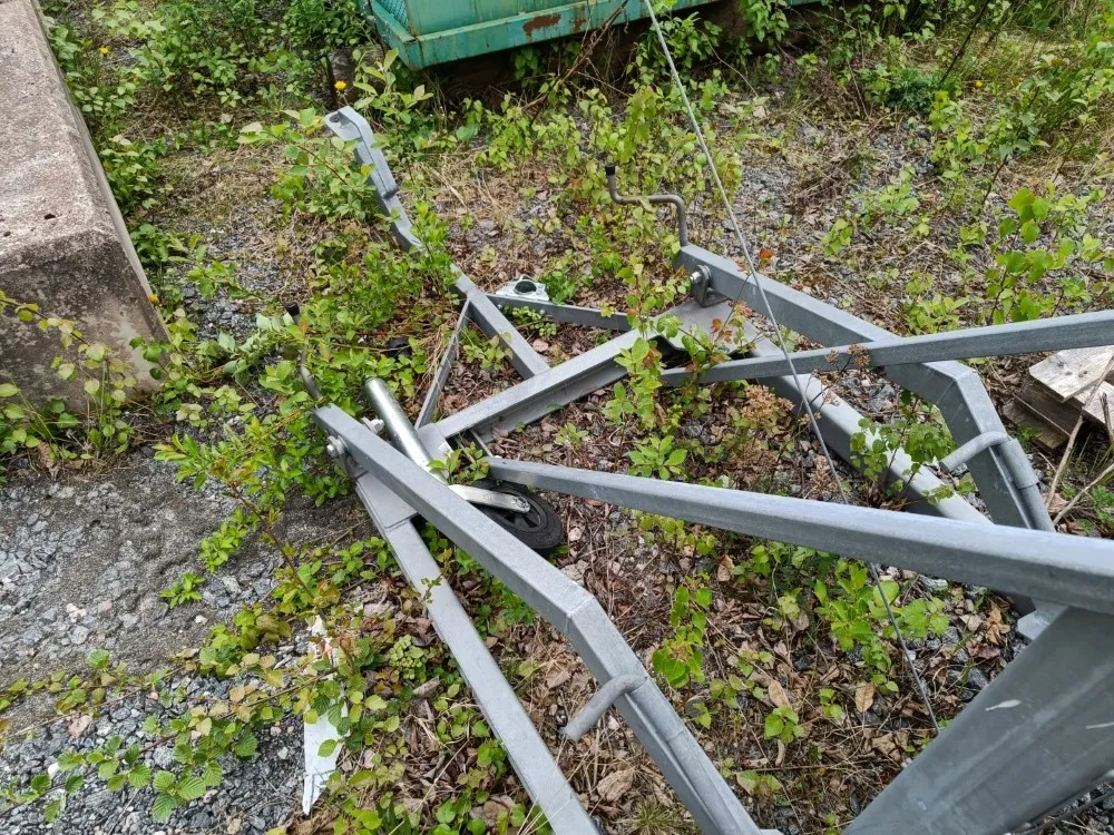 Valomasto Conlight 12 / Myydään asiakkaan lukuun!