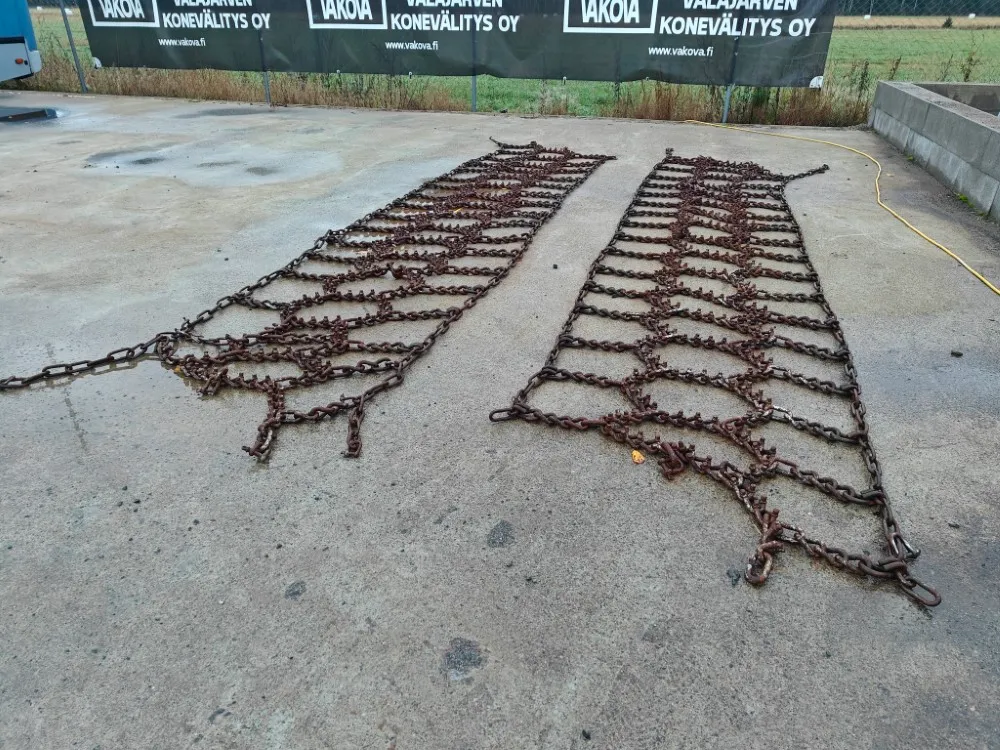 Ovako 16.9x34 piikkiketjut / Traktoriin - Vahvuus 11mm