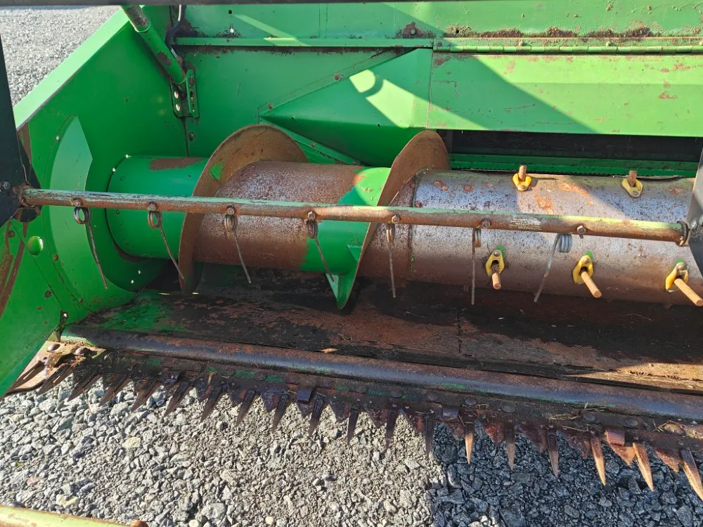 John Deere 1032 leikkuupuimuri / Katso video!