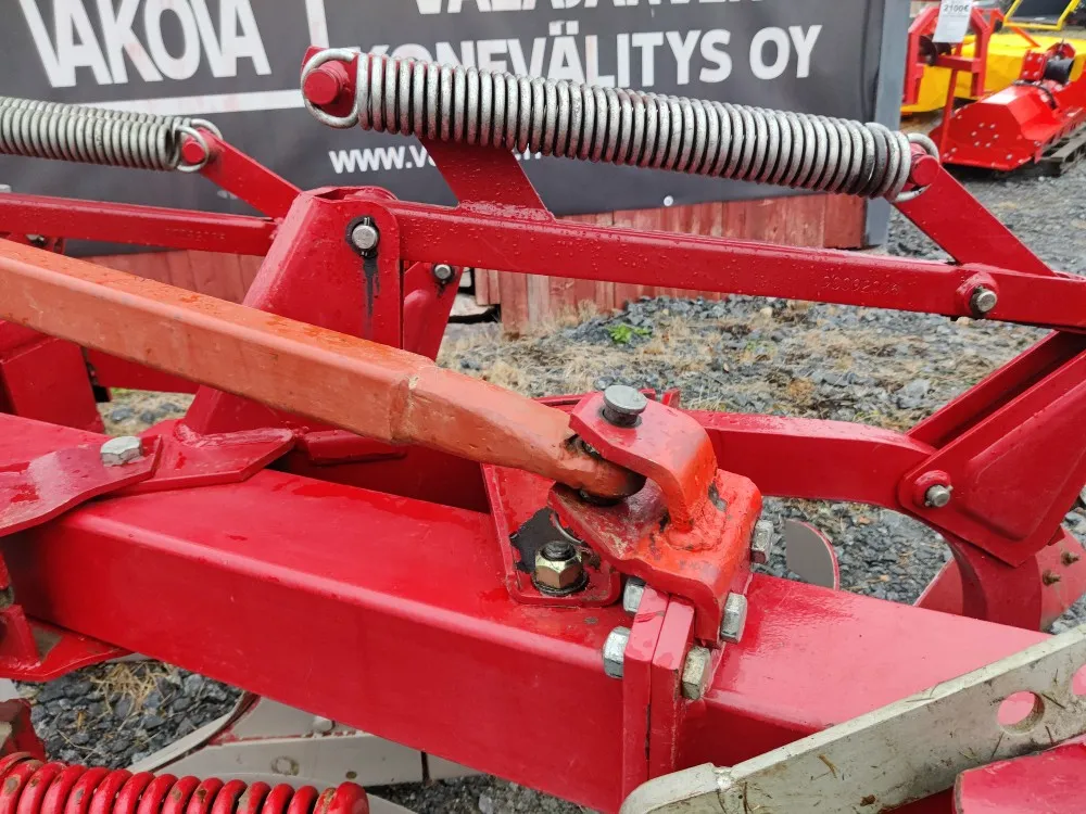 Kongskilde Variant Lift sarka-aura / 4-siipinen - Huippukuntoinen!