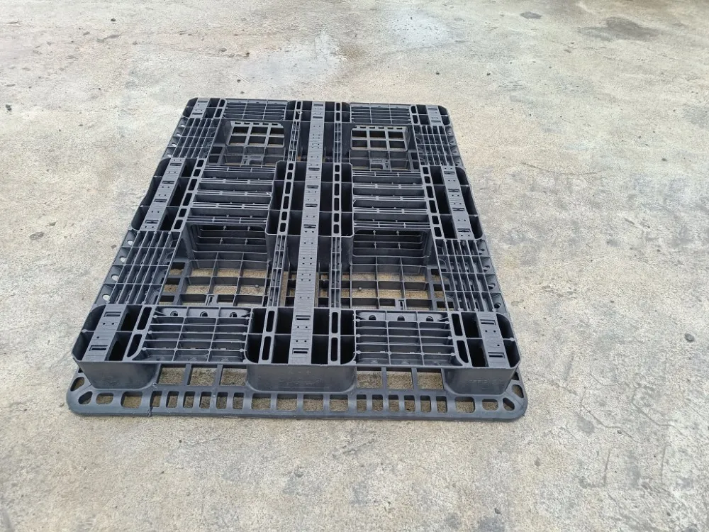 Kuormalava - muovinen FIN-koko / 1kpl  1295 mm x 1050 mm