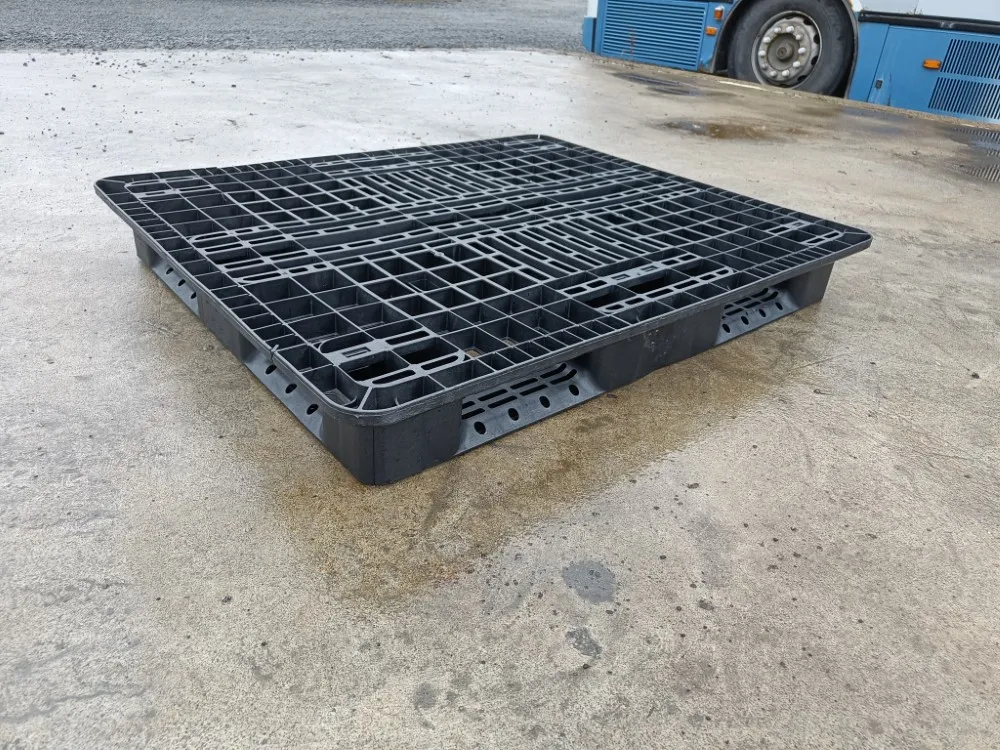 Kuormalava - muovinen FIN-koko / 15kpl erä - 1295 mm x 1050 mm