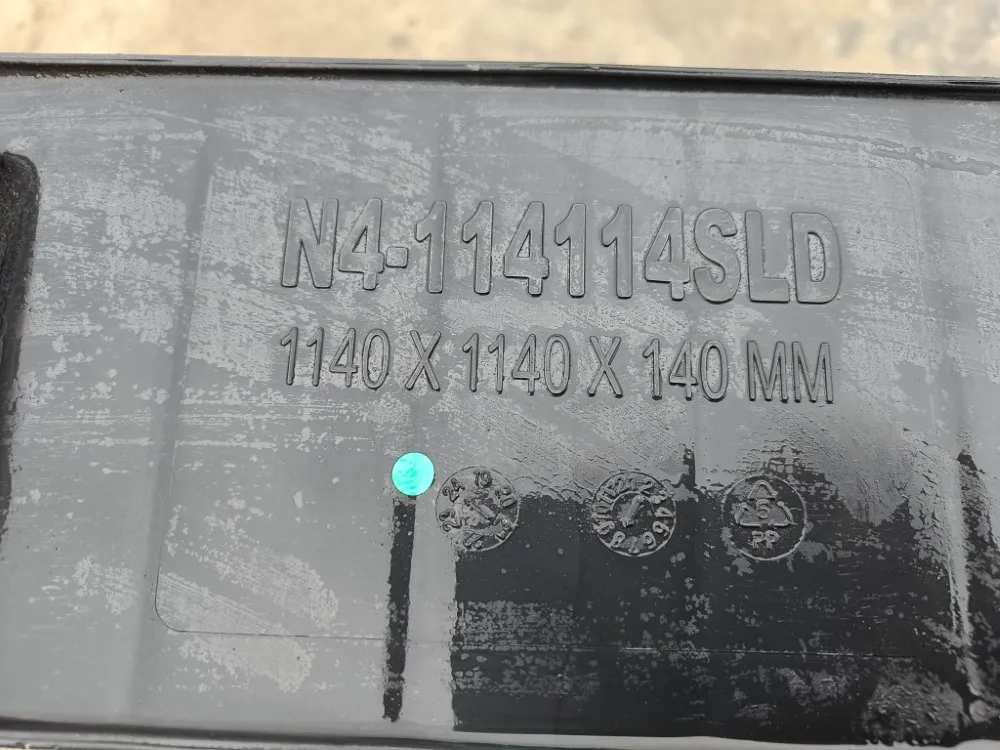 Kuormalava muovinen - 15kpl erä / 1140 mm x 1140 mm - ritiläkannella