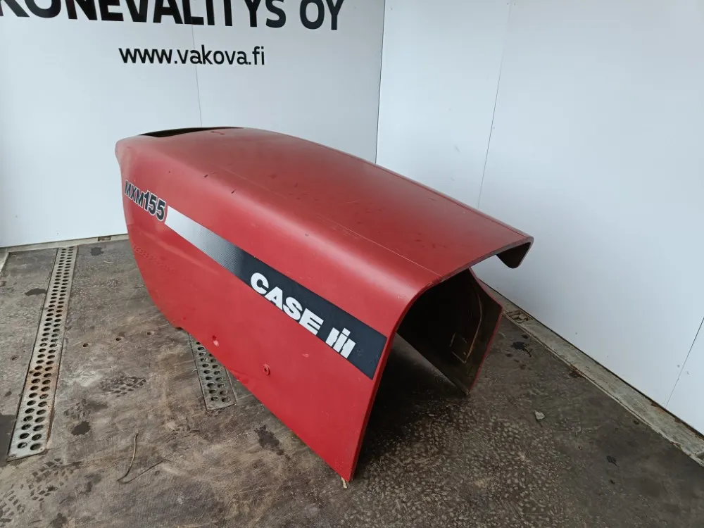 Case IH MXM 155 konepeitto / Traktorin konepelti