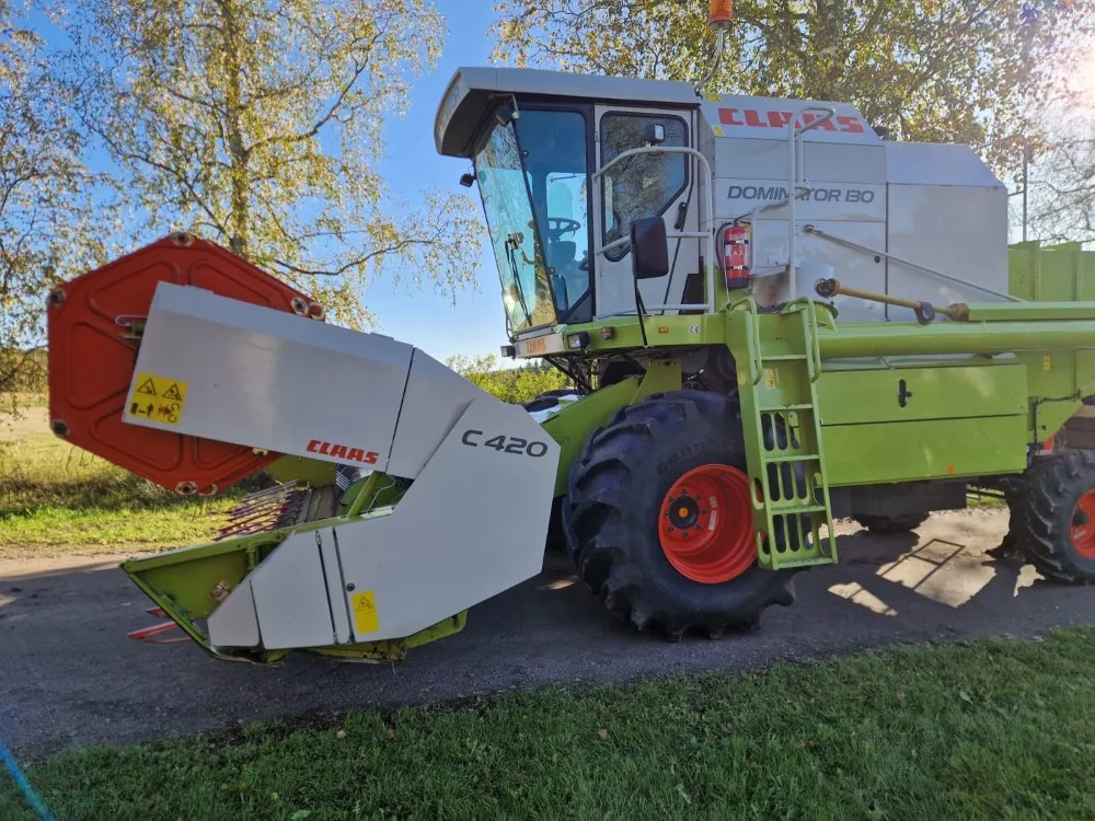 Claas Dominator 130 leikkuupuimuri / Työleveys 420cm - 1620h - Siisti kone!