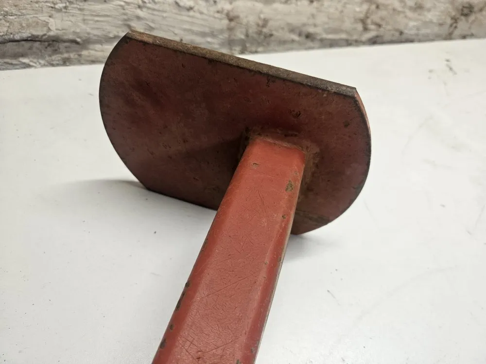 Kverneland tukijalka paluuauraan / Irroitettu E8 kääntöaurasta