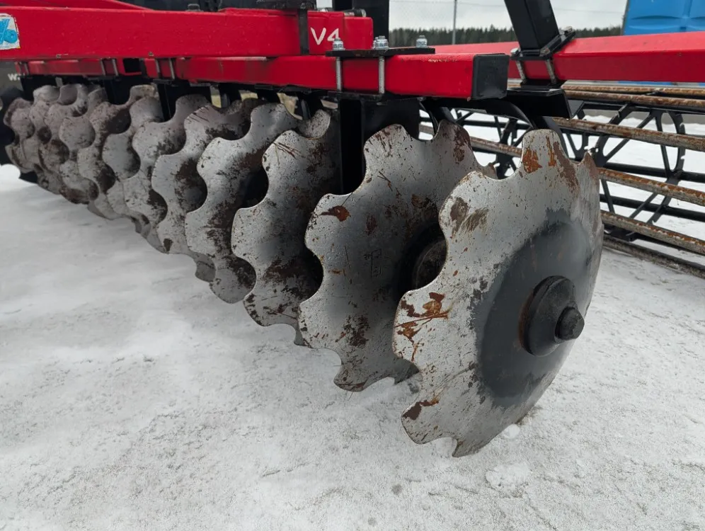 Akpil V4 315cm lautasäes / Putkipakkerilla - 56cm kiekot