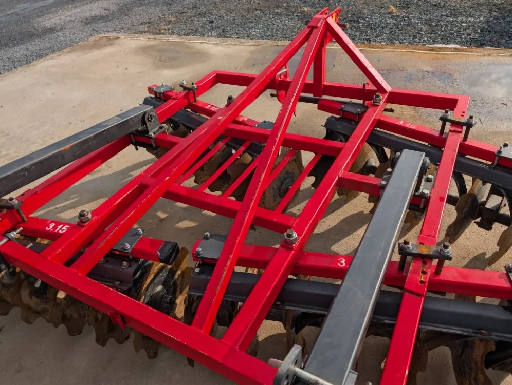 Akpil V4 315cm lautasäes / Putkipakkerilla - 56cm kiekot