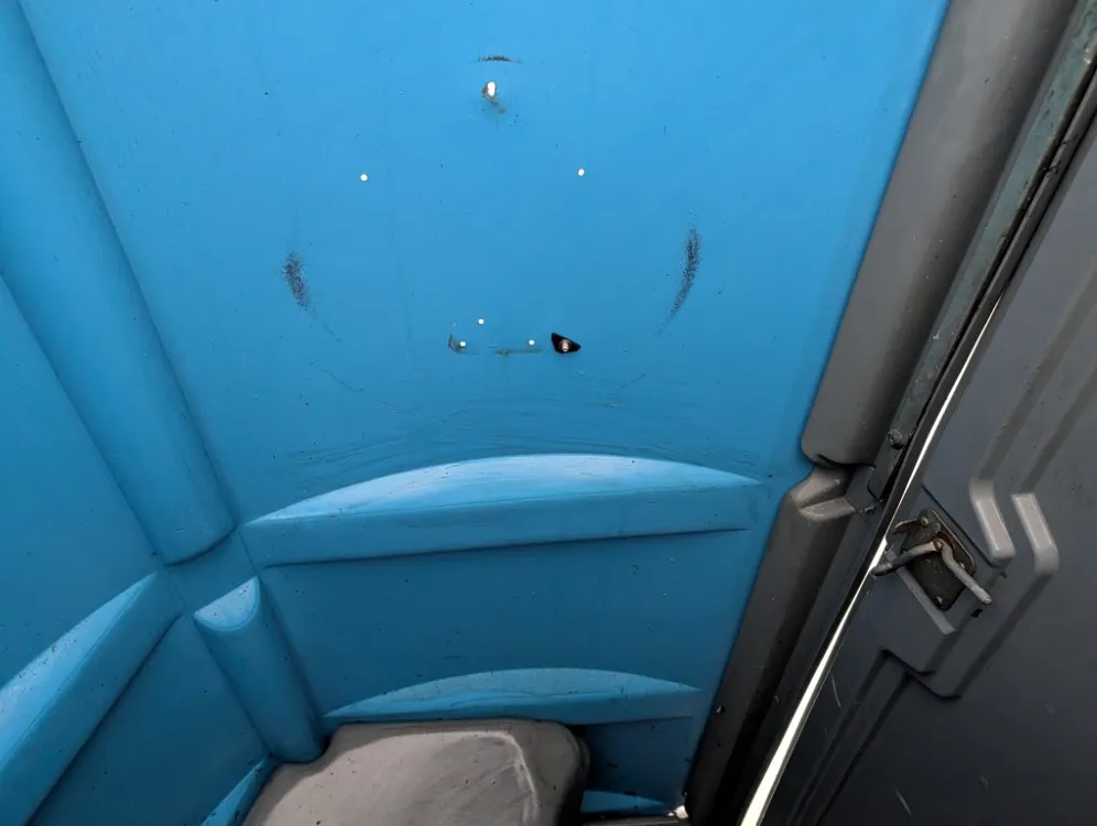 WC-koppi siirreltävä - muovinen / Esim. kyttäyskopiksi - Asiakkaan lukuun