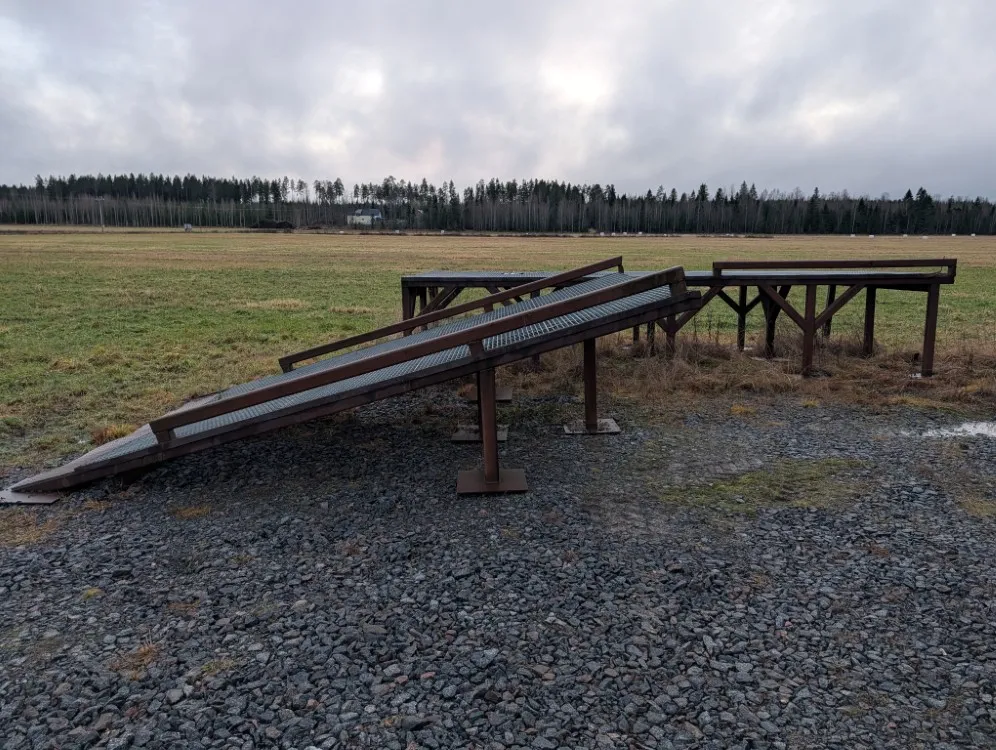 Lastausramppi - pituus 12m / Leveys 300cm - Järeästi rakennettu