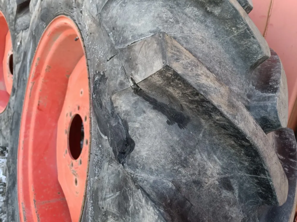 Fendt Farmer renkaat 18.4R38 / Vanteineen - Hyväkuntoiset