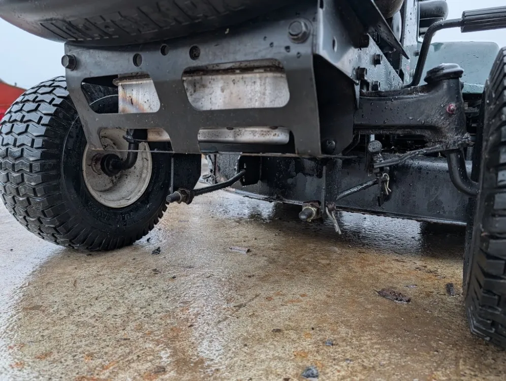 Craftsman LT1000 ruohonleikkuri / 21hv - päältäajatteva - Katso video!