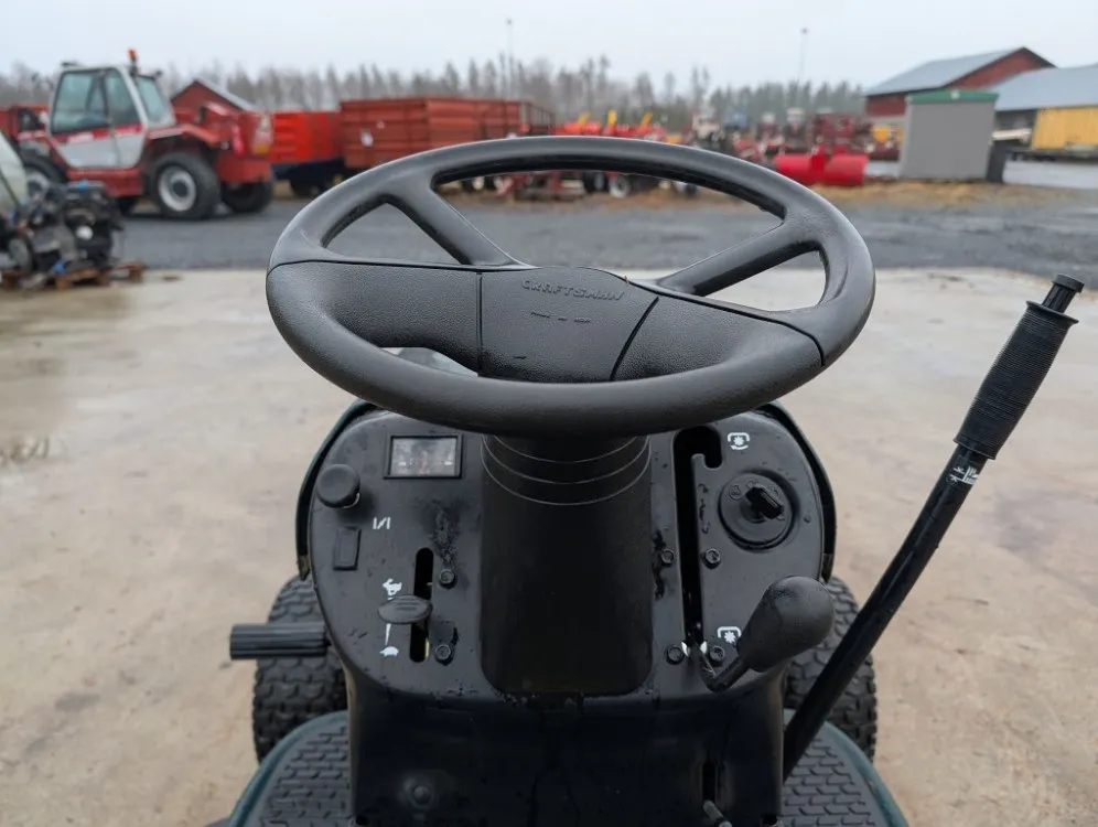 Craftsman LT1000 ruohonleikkuri / 21hv - päältäajatteva - Katso video!