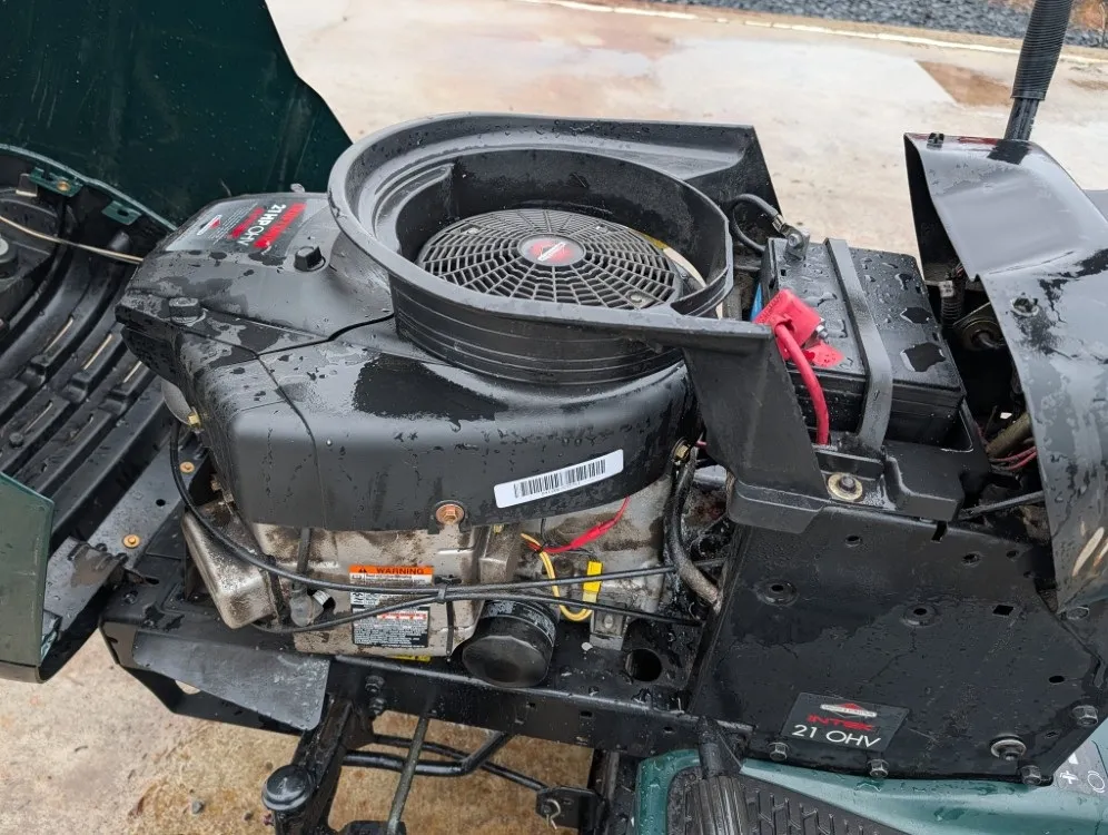 Craftsman LT1000 ruohonleikkuri / 21hv - päältäajatteva - Katso video!