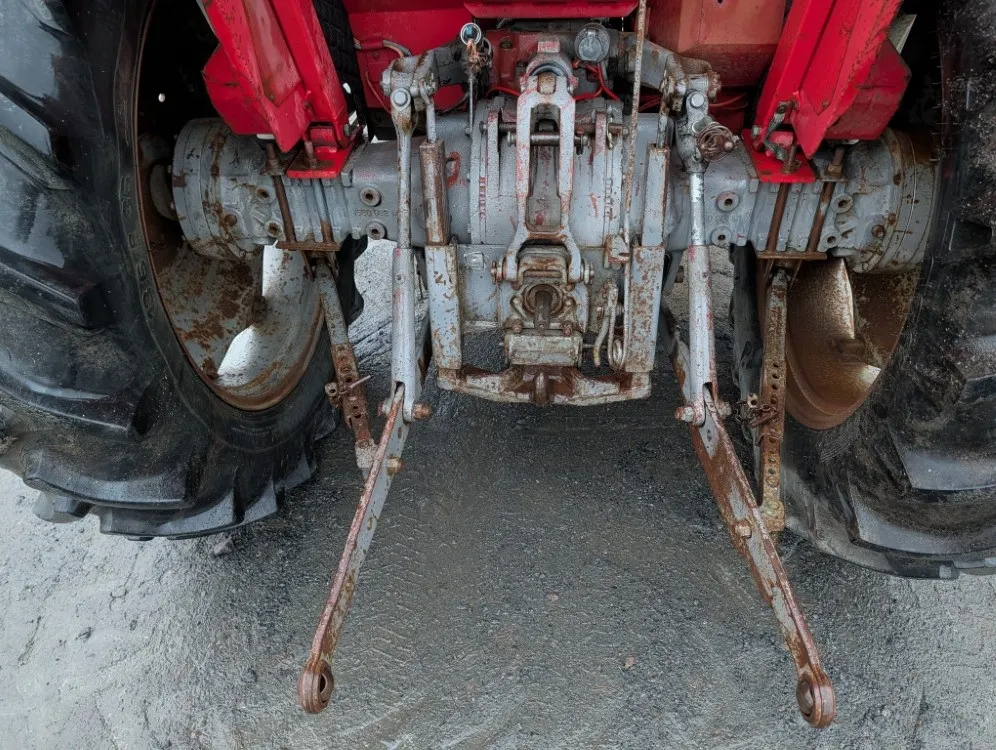 Massey Ferguson 165S / Huiput takarenkaat - Katso video!