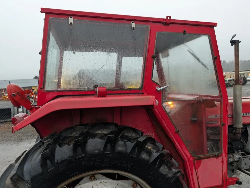 Massey Ferguson 165S / Huiput takarenkaat - Katso video!