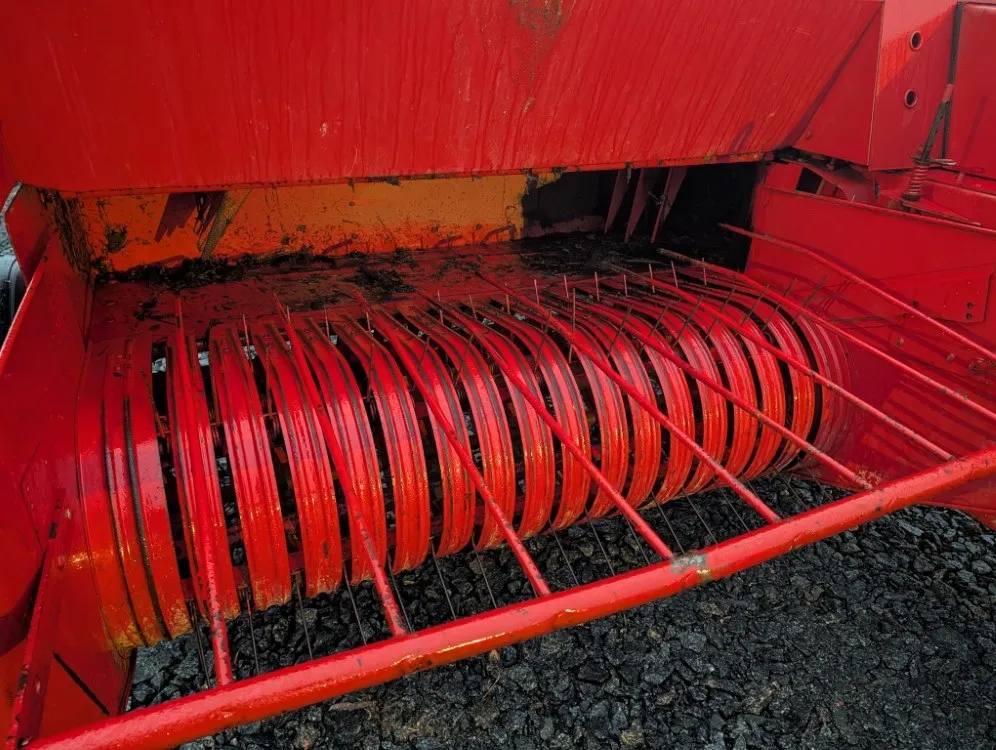 Massey Ferguson 120 kovapaalain / Kanttipaalain - Siisti kone!