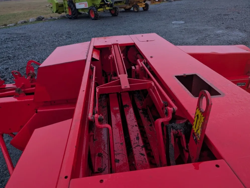 Massey Ferguson 120 kovapaalain / Kanttipaalain - Siisti kone!