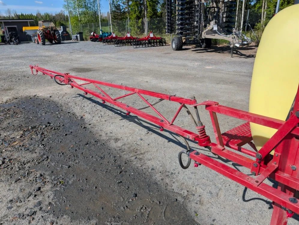 Hardi 1302NK800 kasvinsuojeluruisku / työleveys 12m, säiliö 850L, katsastettu 22.5.