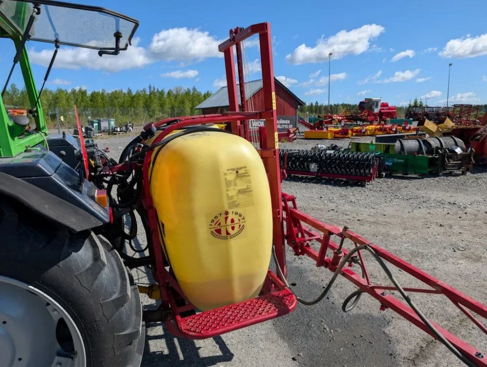 Hardi 1302NK800 kasvinsuojeluruisku / työleveys 12m, säiliö 850L, katsastettu 22.5.