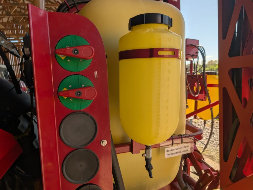 Hardi Master 1200L / työleveys 18m / VHZ puomisto / Katsastettu 22.5.2026 / video!