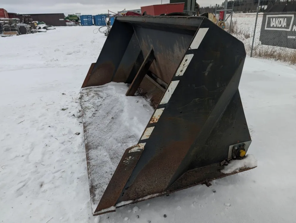 Hiekoituskauha 250cm / Volvo kiinnike - Katso video!