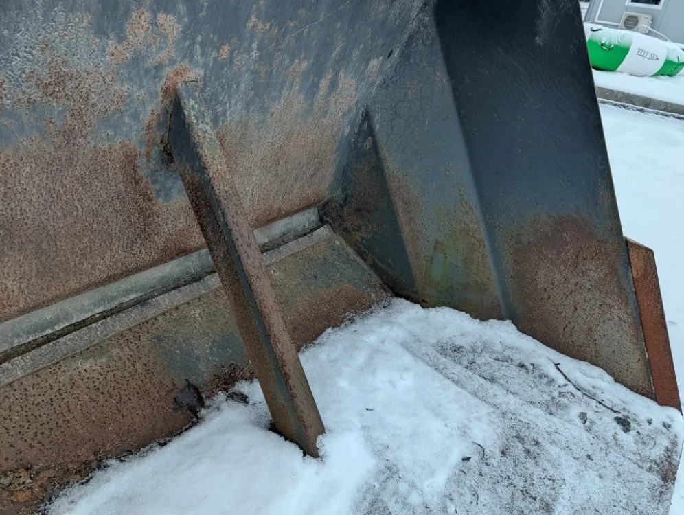 Hiekoituskauha 250cm / Volvo kiinnike - Katso video!