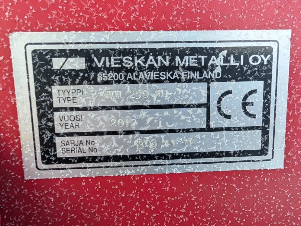 VM 250JH perälevy - Siisti / Hydraulisesti kääntyvä - Katso video!