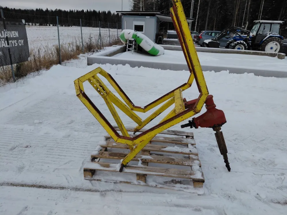 Seiväskaira traktoriin /