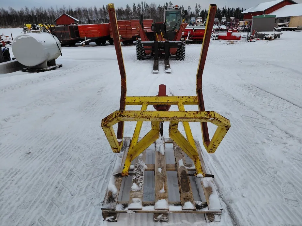 Seiväskaira traktoriin /