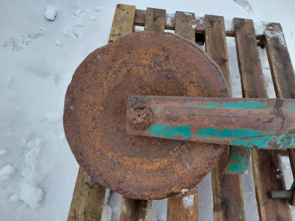 Kverneland sarka-auran tukipyörä / Alkuperäinen, käytetty