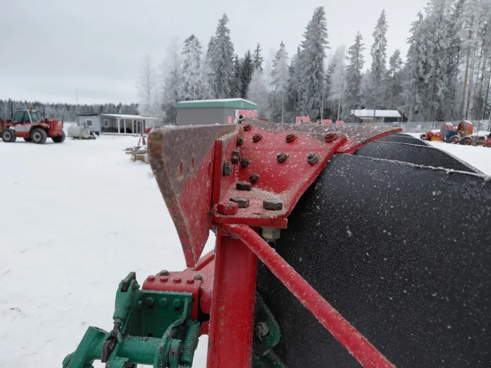 Kverneland ES 80-200-8 kääntöaura / 4-siipinen paluuaura - Katso video!